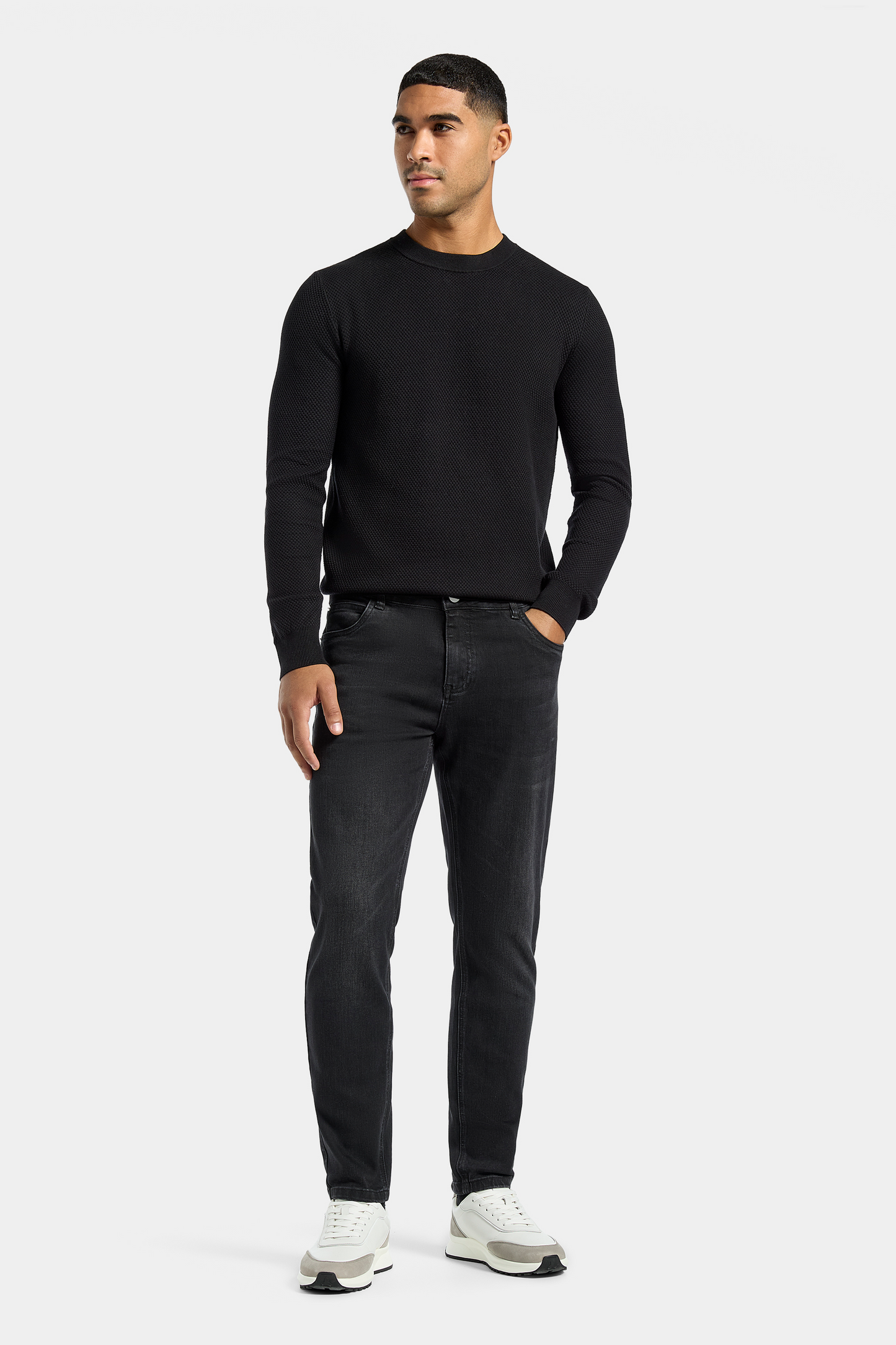 THE MATTEO SLIM JEANS