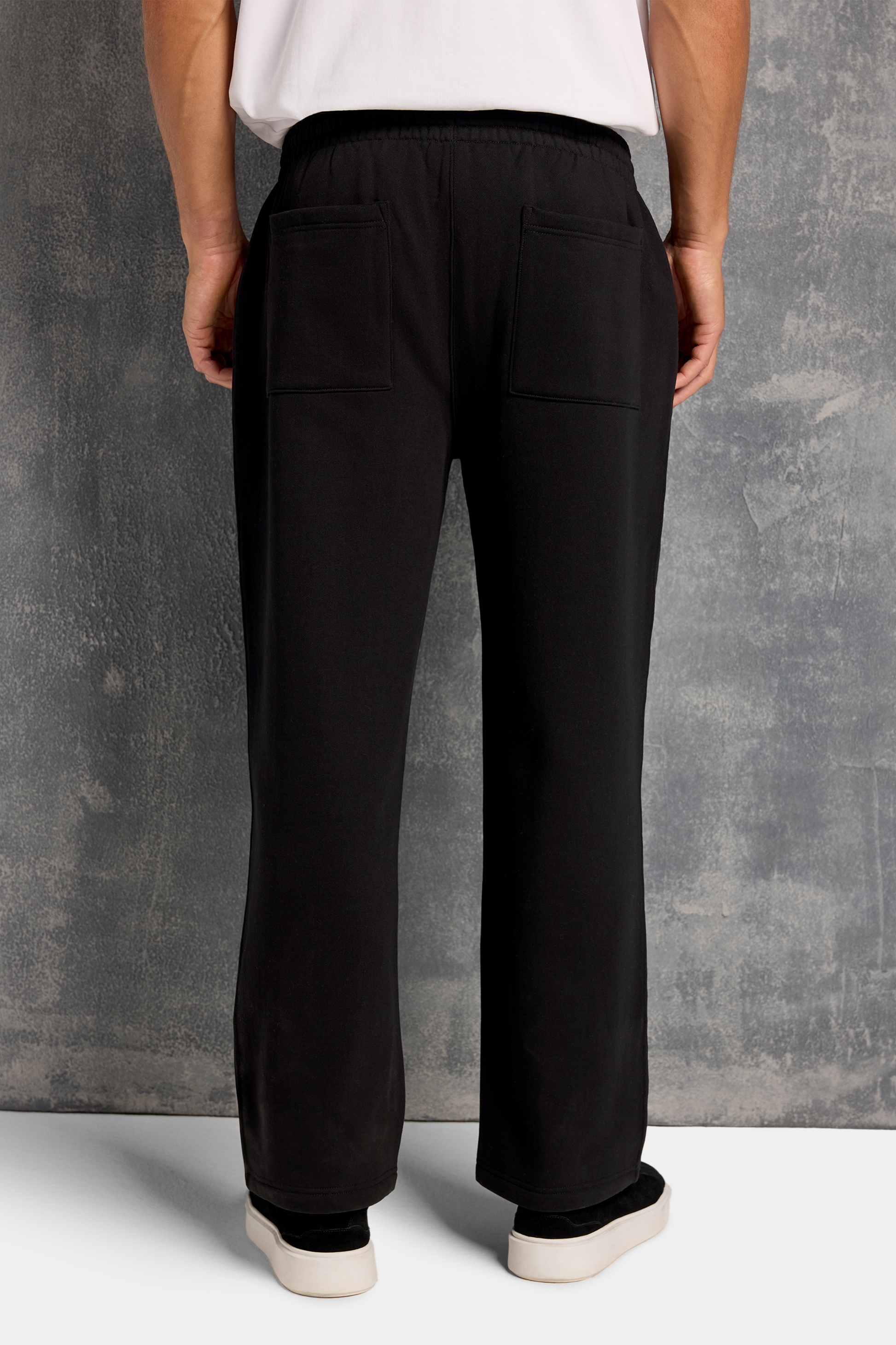 THE MILAN JOGGER